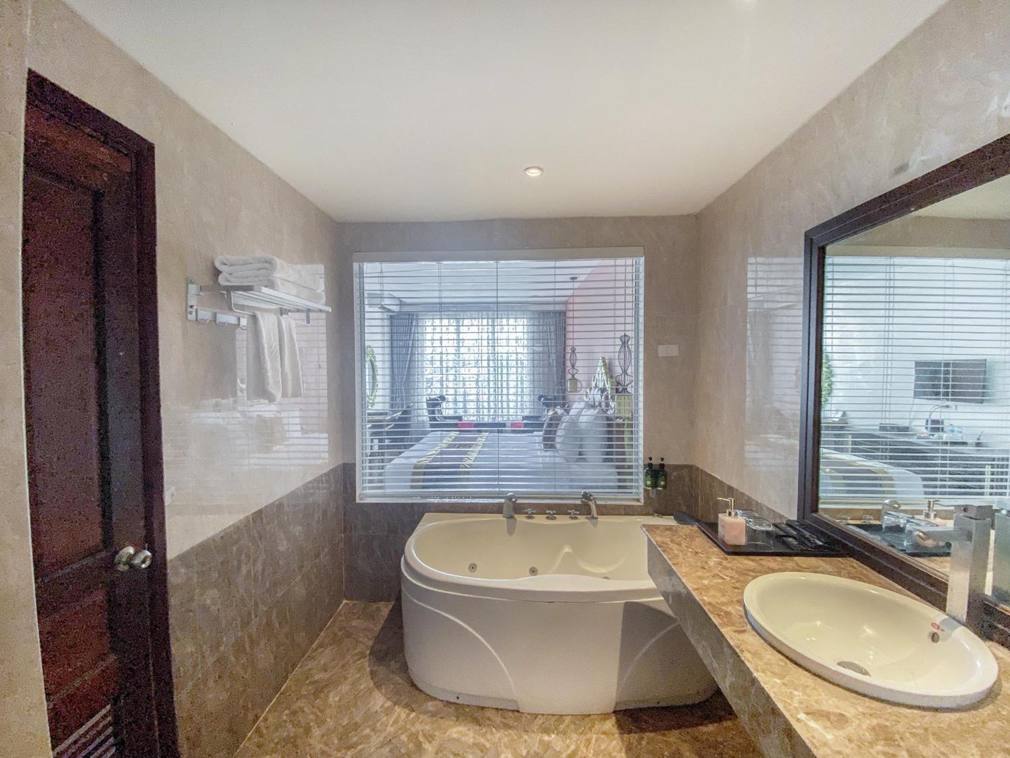 Xaysomboun Hotel & Spa 万象 外观 照片